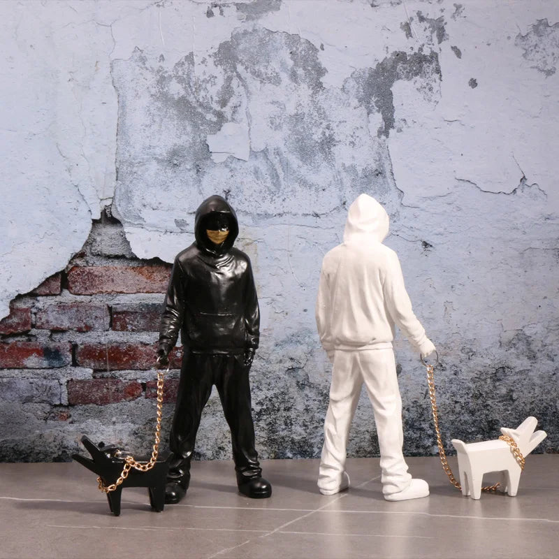 Escultura Homem com Cães - Estilo Banksy – Universo Decor